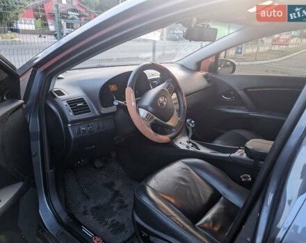 Сірий Тойота Авенсіс, об'ємом двигуна 2 л та пробігом 234 тис. км за 9300 $, фото 12 на Automoto.ua