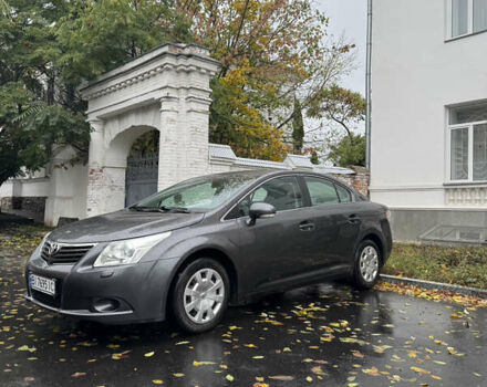 Серый Тойота Авенсис, объемом двигателя 1.6 л и пробегом 200 тыс. км за 7999 $, фото 6 на Automoto.ua