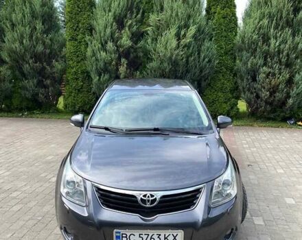 Серый Тойота Авенсис, объемом двигателя 2 л и пробегом 238 тыс. км за 10300 $, фото 1 на Automoto.ua