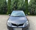 Серый Тойота Авенсис, объемом двигателя 2 л и пробегом 238 тыс. км за 10300 $, фото 1 на Automoto.ua