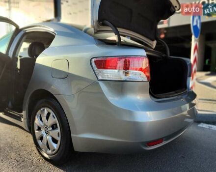Серый Тойота Авенсис, объемом двигателя 1.8 л и пробегом 279 тыс. км за 6990 $, фото 14 на Automoto.ua
