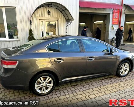 Серый Тойота Авенсис, объемом двигателя 1.8 л и пробегом 316 тыс. км за 8500 $, фото 6 на Automoto.ua