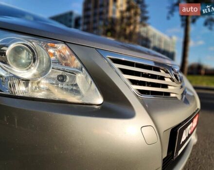 Серый Тойота Авенсис, объемом двигателя 1.8 л и пробегом 279 тыс. км за 6990 $, фото 31 на Automoto.ua