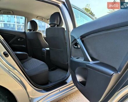 Серый Тойота Авенсис, объемом двигателя 1.8 л и пробегом 279 тыс. км за 6990 $, фото 53 на Automoto.ua