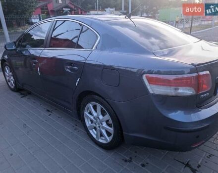 Сірий Тойота Авенсіс, об'ємом двигуна 2 л та пробігом 234 тис. км за 9300 $, фото 3 на Automoto.ua