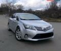 Серый Тойота Авенсис, объемом двигателя 2 л и пробегом 204 тыс. км за 7800 $, фото 1 на Automoto.ua