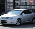 Серый Тойота Авенсис, объемом двигателя 1.8 л и пробегом 177 тыс. км за 8500 $, фото 1 на Automoto.ua