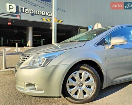 Серый Тойота Авенсис, объемом двигателя 1.8 л и пробегом 279 тыс. км за 6990 $, фото 5 на Automoto.ua