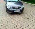 Сірий Тойота Авенсіс, об'ємом двигуна 1.8 л та пробігом 256 тис. км за 10120 $, фото 3 на Automoto.ua