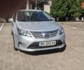 Серый Тойота Авенсис, объемом двигателя 1.8 л и пробегом 320 тыс. км за 8200 $, фото 1 на Automoto.ua