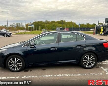 Серый Тойота Авенсис, объемом двигателя 2 л и пробегом 202 тыс. км за 10000 $, фото 1 на Automoto.ua