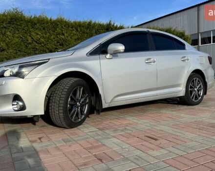 Серый Тойота Авенсис, объемом двигателя 1.99 л и пробегом 230 тыс. км за 10500 $, фото 4 на Automoto.ua