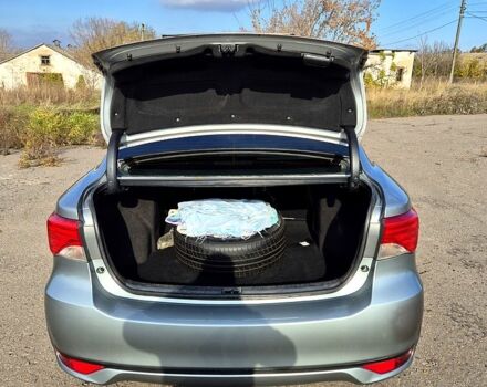 Серый Тойота Авенсис, объемом двигателя 1.8 л и пробегом 135 тыс. км за 11200 $, фото 9 на Automoto.ua