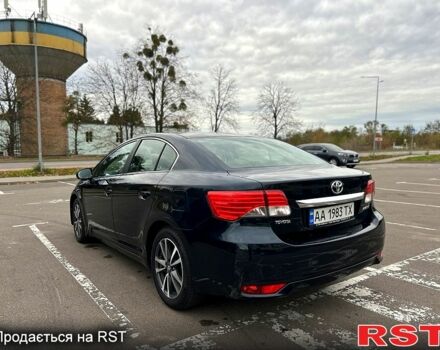 Серый Тойота Авенсис, объемом двигателя 2 л и пробегом 202 тыс. км за 10000 $, фото 2 на Automoto.ua