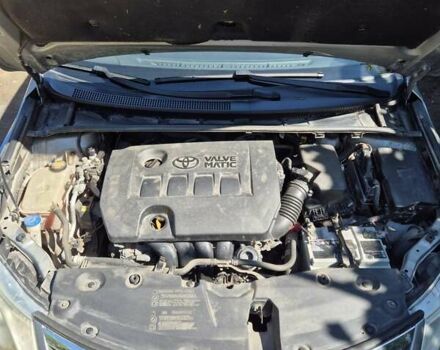 Серый Тойота Авенсис, объемом двигателя 1.8 л и пробегом 128 тыс. км за 10500 $, фото 7 на Automoto.ua