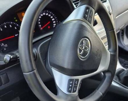 Сірий Тойота Авенсіс, об'ємом двигуна 1.8 л та пробігом 169 тис. км за 8999 $, фото 65 на Automoto.ua