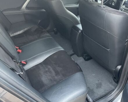 Серый Тойота Авенсис, объемом двигателя 2 л и пробегом 290 тыс. км за 11000 $, фото 3 на Automoto.ua