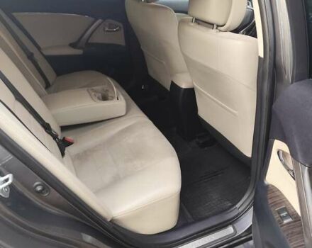 Серый Тойота Авенсис, объемом двигателя 1.8 л и пробегом 179 тыс. км за 12300 $, фото 4 на Automoto.ua