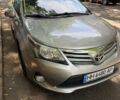 Серый Тойота Авенсис, объемом двигателя 1.8 л и пробегом 167 тыс. км за 12300 $, фото 1 на Automoto.ua
