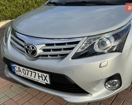 Серый Тойота Авенсис, объемом двигателя 1.99 л и пробегом 230 тыс. км за 10500 $, фото 11 на Automoto.ua