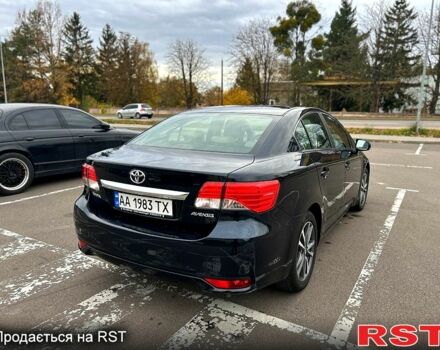 Серый Тойота Авенсис, объемом двигателя 2 л и пробегом 202 тыс. км за 10000 $, фото 4 на Automoto.ua