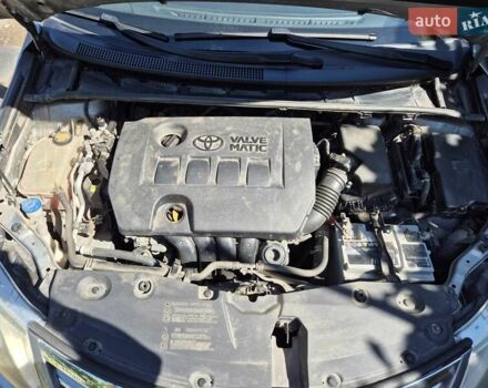 Серый Тойота Авенсис, объемом двигателя 1.8 л и пробегом 128 тыс. км за 10500 $, фото 9 на Automoto.ua