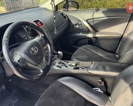Серый Тойота Авенсис, объемом двигателя 1.99 л и пробегом 230 тыс. км за 10500 $, фото 6 на Automoto.ua