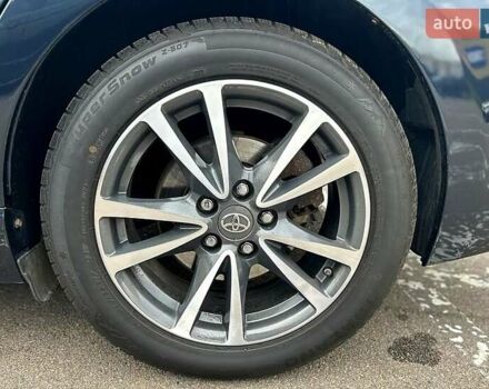 Серый Тойота Авенсис, объемом двигателя 2 л и пробегом 202 тыс. км за 10000 $, фото 7 на Automoto.ua