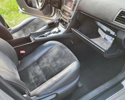 Серый Тойота Авенсис, объемом двигателя 2 л и пробегом 200 тыс. км за 12500 $, фото 13 на Automoto.ua