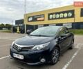 Серый Тойота Авенсис, объемом двигателя 2 л и пробегом 202 тыс. км за 10000 $, фото 12 на Automoto.ua