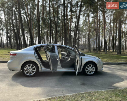 Серый Тойота Авенсис, объемом двигателя 1.8 л и пробегом 275 тыс. км за 9200 $, фото 14 на Automoto.ua