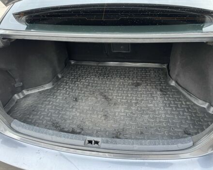 Серый Тойота Авенсис, объемом двигателя 2 л и пробегом 290 тыс. км за 11000 $, фото 4 на Automoto.ua