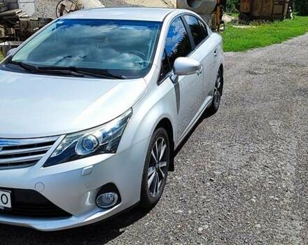 Серый Тойота Авенсис, объемом двигателя 2 л и пробегом 200 тыс. км за 12500 $, фото 4 на Automoto.ua