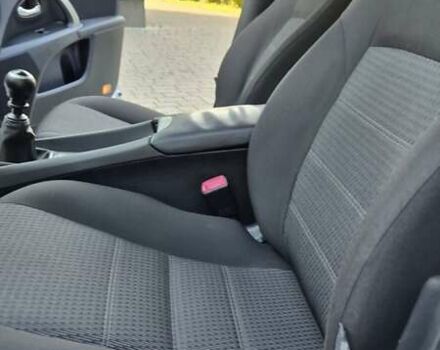 Сірий Тойота Авенсіс, об'ємом двигуна 1.8 л та пробігом 169 тис. км за 8999 $, фото 67 на Automoto.ua