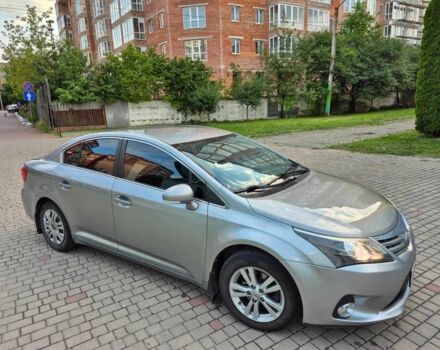Серый Тойота Авенсис, объемом двигателя 1.8 л и пробегом 226 тыс. км за 8500 $, фото 4 на Automoto.ua