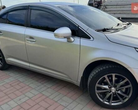 Серый Тойота Авенсис, объемом двигателя 1.99 л и пробегом 230 тыс. км за 10500 $, фото 3 на Automoto.ua