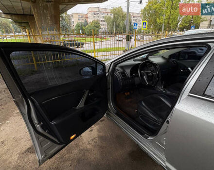 Серый Тойота Авенсис, объемом двигателя 1.8 л и пробегом 250 тыс. км за 11000 $, фото 8 на Automoto.ua