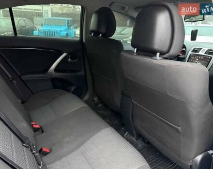 Серый Тойота Авенсис, объемом двигателя 1.8 л и пробегом 202 тыс. км за 12800 $, фото 16 на Automoto.ua