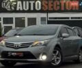 Серый Тойота Авенсис, объемом двигателя 1.8 л и пробегом 202 тыс. км за 12800 $, фото 1 на Automoto.ua