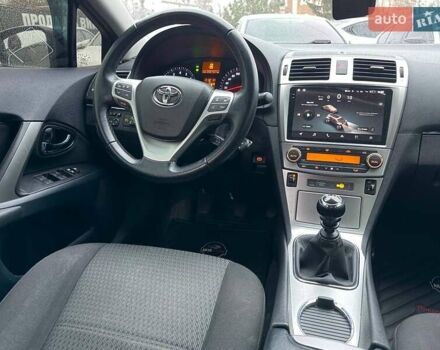 Серый Тойота Авенсис, объемом двигателя 1.8 л и пробегом 202 тыс. км за 12800 $, фото 23 на Automoto.ua