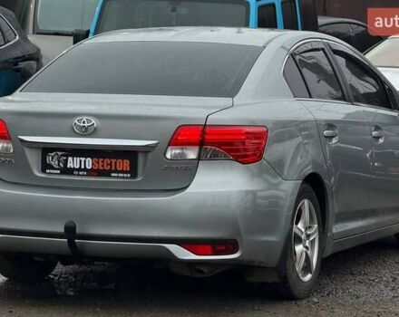 Серый Тойота Авенсис, объемом двигателя 1.8 л и пробегом 202 тыс. км за 12800 $, фото 9 на Automoto.ua