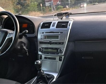 Серый Тойота Авенсис, объемом двигателя 1.8 л и пробегом 95 тыс. км за 9800 $, фото 12 на Automoto.ua
