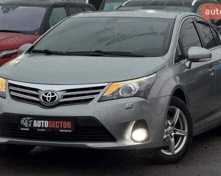 Серый Тойота Авенсис, объемом двигателя 1.8 л и пробегом 202 тыс. км за 12800 $, фото 1 на Automoto.ua