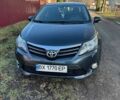Серый Тойота Авенсис, объемом двигателя 2 л и пробегом 284 тыс. км за 9200 $, фото 1 на Automoto.ua