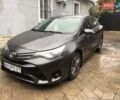 Серый Тойота Авенсис, объемом двигателя 2 л и пробегом 185 тыс. км за 13000 $, фото 1 на Automoto.ua