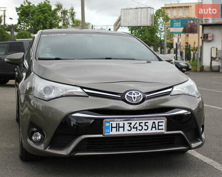 Серый Тойота Авенсис, объемом двигателя 1.8 л и пробегом 156 тыс. км за 15600 $, фото 20 на Automoto.ua