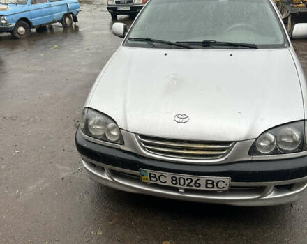 Серый Тойота Авенсис, объемом двигателя 1.8 л и пробегом 366 тыс. км за 2000 $, фото 9 на Automoto.ua