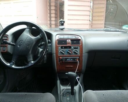 Серый Тойота Авенсис, объемом двигателя 1.8 л и пробегом 534 тыс. км за 3000 $, фото 5 на Automoto.ua