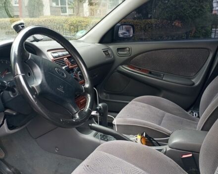 Серый Тойота Авенсис, объемом двигателя 1.8 л и пробегом 534 тыс. км за 3000 $, фото 4 на Automoto.ua