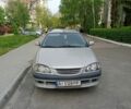 Серый Тойота Авенсис, объемом двигателя 1.8 л и пробегом 537 тыс. км за 2700 $, фото 1 на Automoto.ua